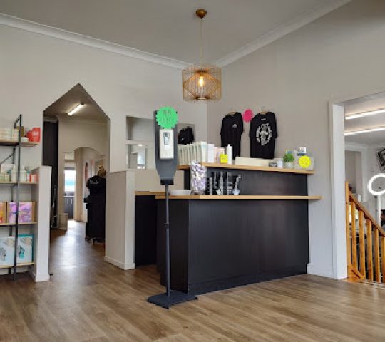 Belle ‘n Beau Hair & Barber